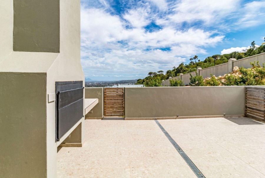 7 Bedroom Property for Sale in Fairhaven Country Estate Western Cape